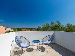 House | Balcony