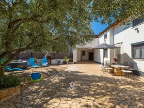 House | Exterior
