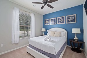 5 bedrooms, iron/ironing board, WiFi, bed sheets