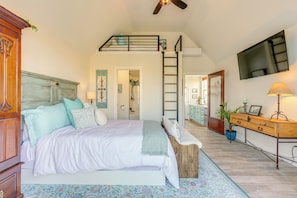 Cottage (1 Bedroom) | Interior - Steps to Sutter Creek: Chic Wine Country Cottage (Sutter Creek)