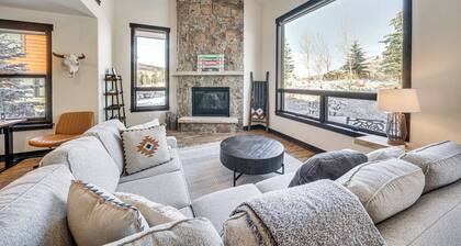 8 Mi to Keystone Resort: Mtn-view Townhome