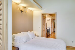 Apartment (2 Bedrooms) | Interior - Custom Harborside Loft In the Heart of Ketchikan (Ketchikan)