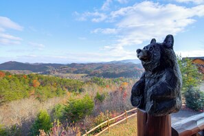 Interior - Heavenly Vista at Crown Point: Near Pigeon Forge! (Sevierville)