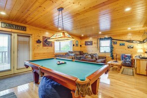 Interior - Heavenly Vista at Crown Point: Near Pigeon Forge! (Sevierville)