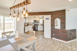 House (3 Bedrooms) | Interior - 2 Mi to Lake Havasu & Dtwn: Home w/ Game Room! (Lake Havasu City)