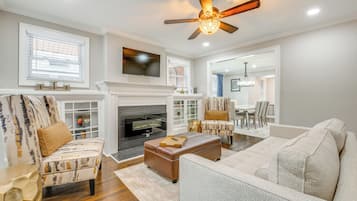 House (3 Bedrooms) | Front of property