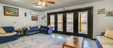 Maison (Multiple Bedrooms) | Intérieur
