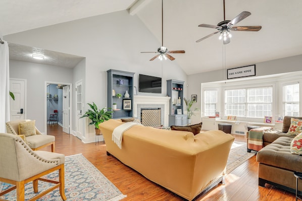 House (4 Bedrooms) | Interior
