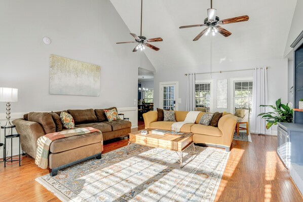 House (4 Bedrooms) | Interior - ~ 30 Mi to Atlanta - The Wellness Manor w/ Deck! (Snellville)