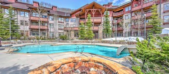 Ski-in/ Out Solitude Ski Village Condo w/ Hot Tub