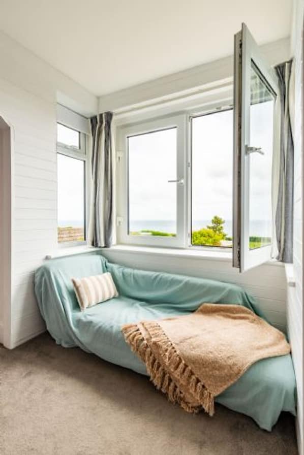 House | 4 bedrooms - Host Stay Seaview (Norwich)