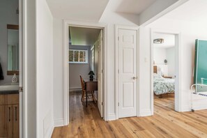 4 bedrooms, travel crib, WiFi, bed sheets