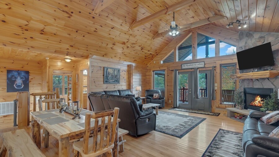 Walden's Ridge Cabin 4 Bedroom Cabin