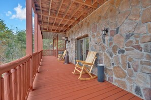 Ferienhütte, 4 Schlafzimmer | Terrasse/Patio