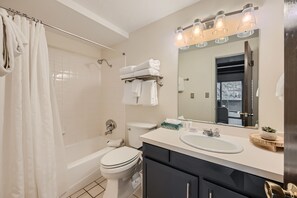 Condo, 2 Bedrooms | Bathroom | Towels, shampoo - The Lift B107 2 Bedroom Condo (Breckenridge)