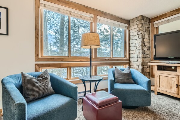 Condo, 2 Bedrooms | Living area - Ski Hill 23 2 Bedroom Condo (Breckenridge)