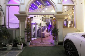 Front of property - Hotel Lotus Arc (New Delhi)