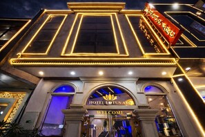 Exterior - Hotel Lotus Arc (New Delhi)