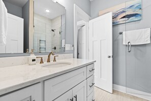Shower, towels
