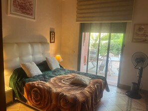 2 bedrooms, iron/ironing board, WiFi, bed sheets - Villa Palmeraie Well occupied access to swimming pool private park  (Marrakech)