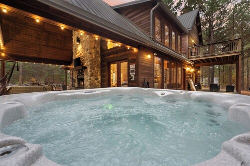 Luxury Broken Bow Cabin | Hot Tub, Outdoor Fireplace, Game Room, Pets OK