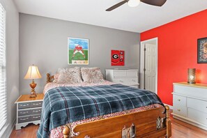 2 bedrooms, WiFi, bed sheets