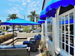 Terrace/patio - Belmont Shore,2 Blocks to Beach,World Cup,Sleeps 6 (Long Beach)