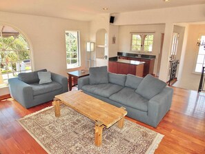 Televisión, estéreo