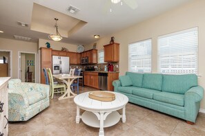 TV, offices - Long Term Stays | 2 bedroom | Pets & Pool (Port Aransas)