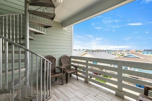Interior - Month Long Stays 3 Bdr | Pool | Pets | Sleeps 9 (Port Aransas)