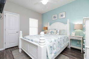 4 bedrooms, travel cot, WiFi, bed sheets
