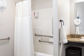 Hair dryer, towels, soap, toilet paper - Downtown TC Condo - Perfect location (Traverse City)