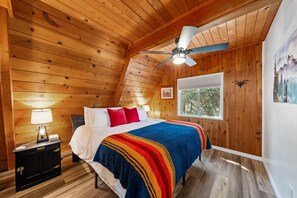 4 chambres, bureau, Wi-Fi, literie fournie