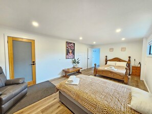 5 habitaciones y ropa de cama