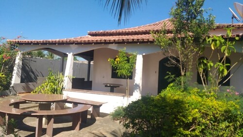 "5-Bedroom House Steps from Santa Clara Beach: Tranquility, Security"