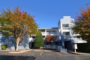 Exterior - OCEANFRONT CONDO WITH ELEVATOR!- 1 St. Louis St, 203 Wilson Dunes, Dewey Bch (Dewey Beach)