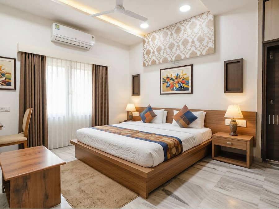 Quarto casal luxo, sacada, vista para a cidade | Vista do quarto