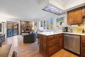 Interior - Lionshead Village, Pool, Hot Tub | W209 (Vail)