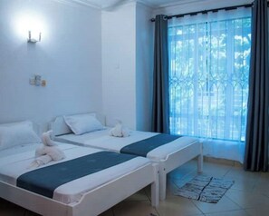 3 slaapkamers, een strijkplank/strijkijzer, wifi, beddengoed