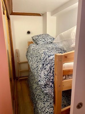 1 chambre, Wi-Fi, draps fournis