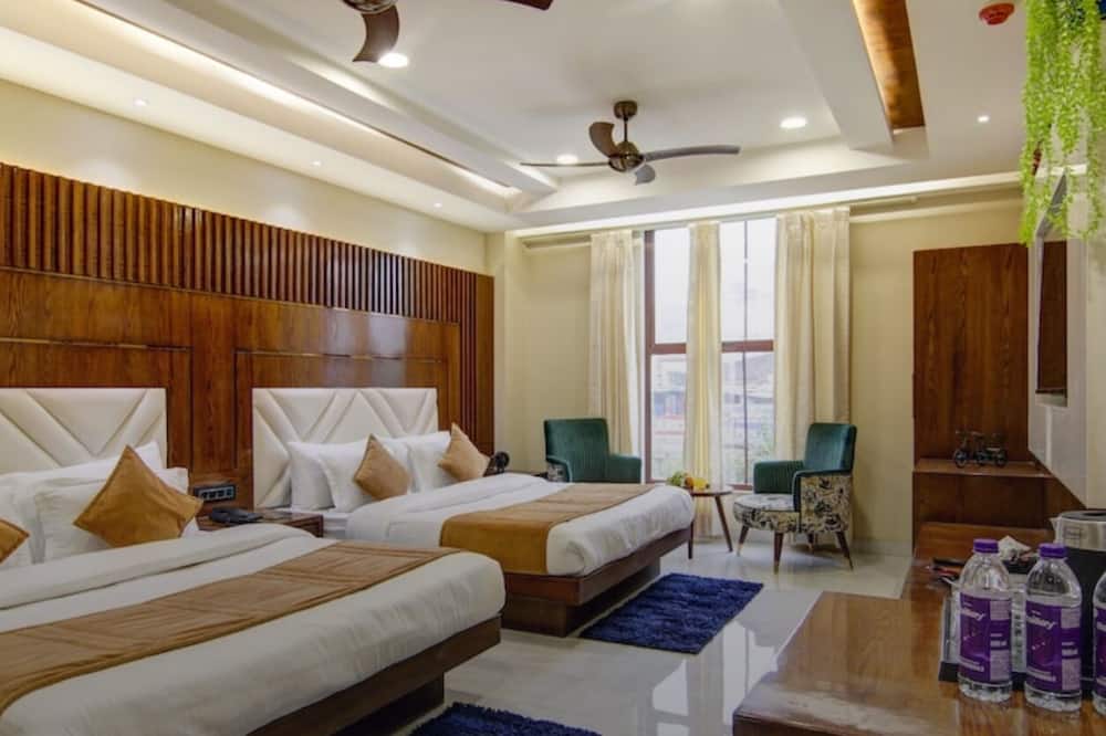 Hotel Kelvish by Foxi Group