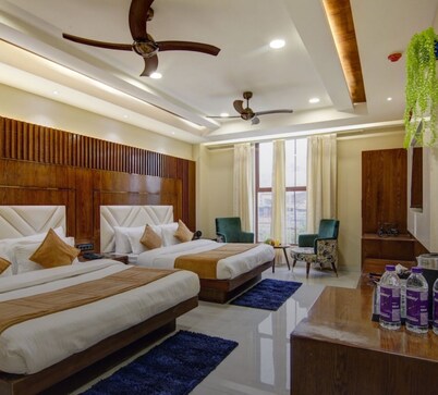 Hotel Kelvish by Foxi Group