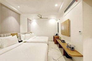 Family Twin Room - Hotel Kelvish by Foxi Group (New Delhi)