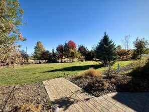 Property grounds - Scenic Views Casita 1 - Cozy Studio for 2, Local Golfing 50% Off! (Baker City)