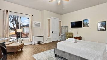 1 bedroom, travel crib, free WiFi, bed sheets