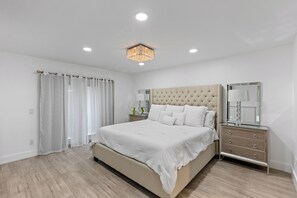 3 chambres, bureau, fer et planche à repasser, Wi-Fi