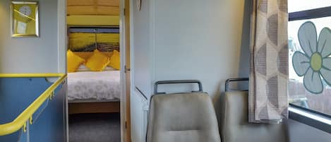 2 makuuhuonetta, vuodevaatteet