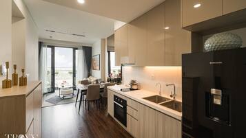 Deluxe Apartment, 2 Bedrooms, City View | Memory foam beds, desk, laptop workspace, blackout drapes