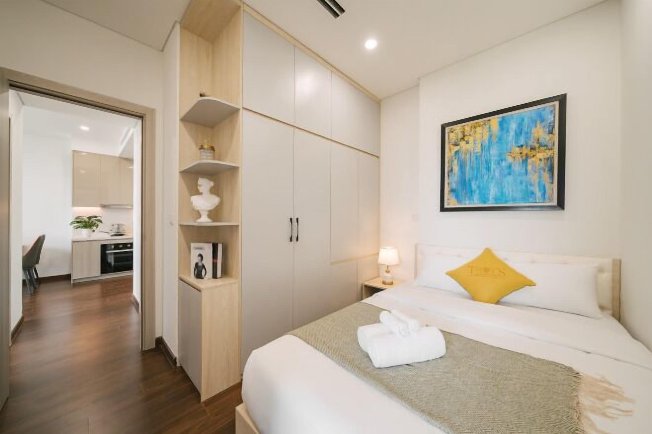 Memory foam -patjalliset sängyt, työpöytä