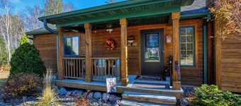 Cabin in Lakewood right on Snowmobile Trails!